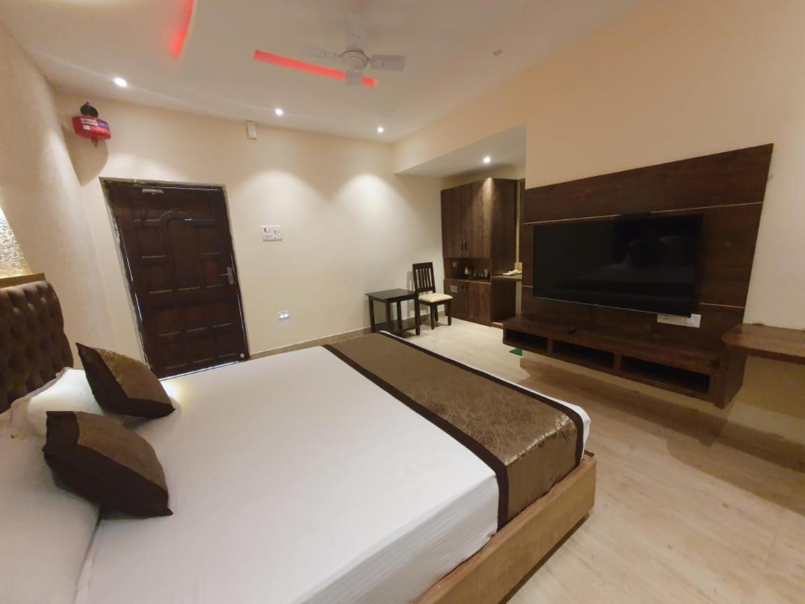 Focus Club And Resort رانشي المظهر الخارجي الصورة