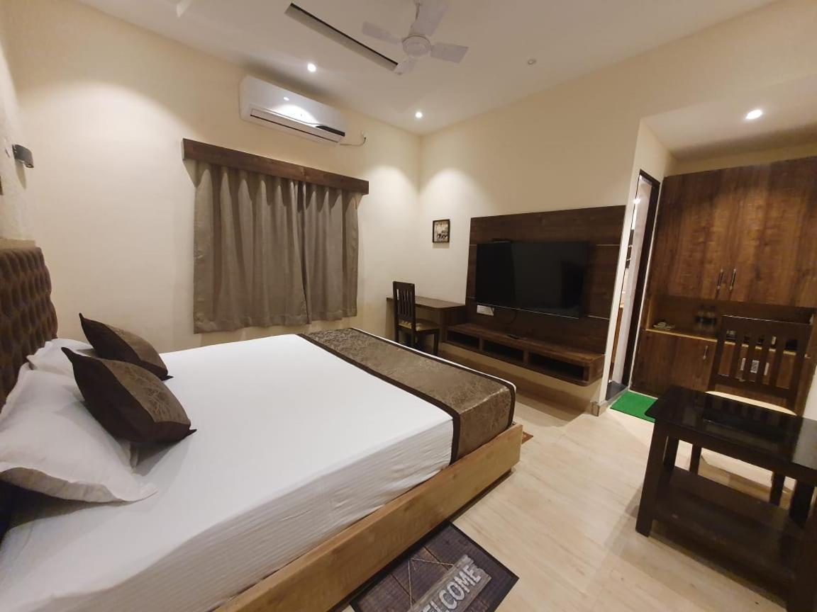 Focus Club And Resort رانشي المظهر الخارجي الصورة