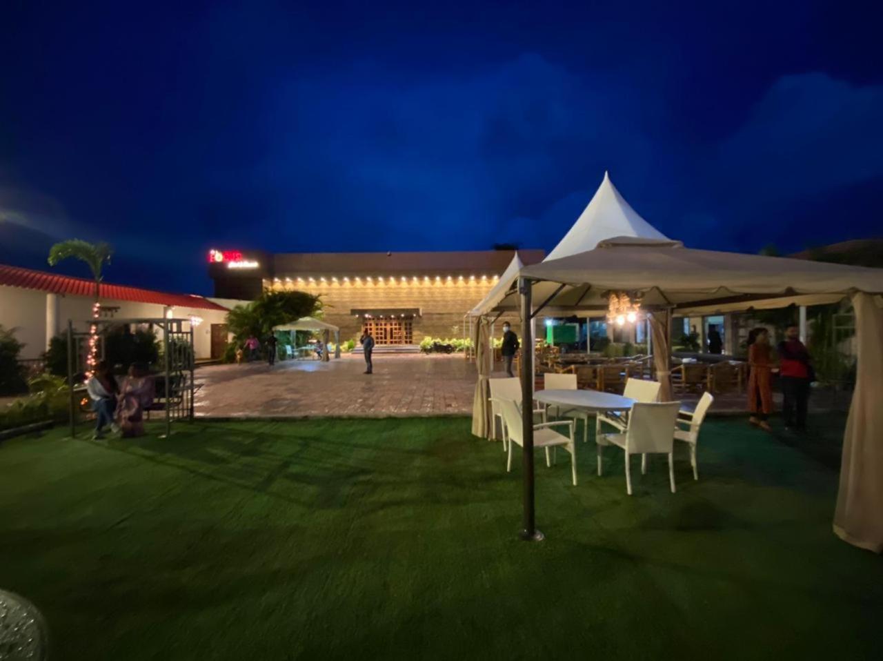 Focus Club And Resort رانشي المظهر الخارجي الصورة